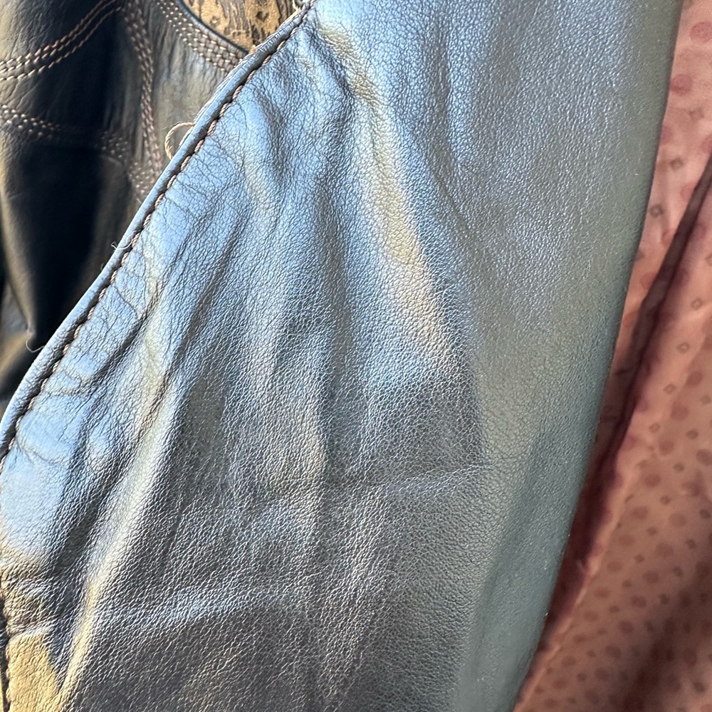 Genuine Leather Trench Coat - Picture 4 of 5